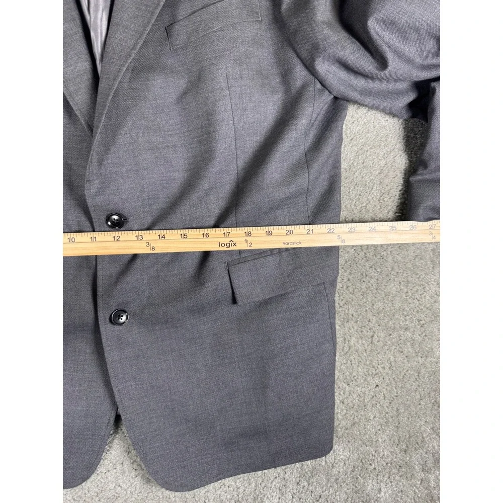 UNTUCKit grey wool